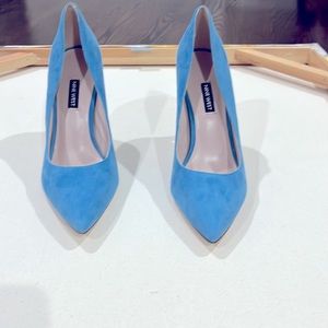 NWT Size 10 Light Blue Suede Nine West Pumps